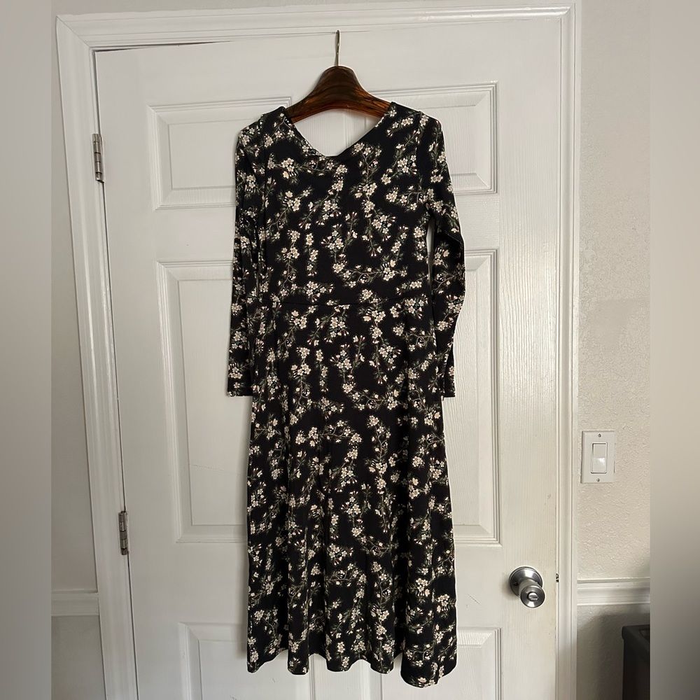 NWT FARM RIO MIDI DRESS - Picture 5 of 8